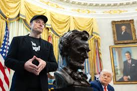 Trump & Elon Fight: Wey How Politics Dey Change for Ghana Inside