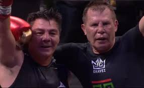 Julio César Chávez y Jorge Arce reviven la nostalgia del boxeo con espectacular combate de exhibición