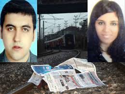 ... İstanbul istikametine seyir halindeyken Plajyolu&#39;na geldiği sırada bir anda raylara fırlayan 28 yaşındaki üniversite öğrencisi Sevim Gökçe&#39;ye çarptı. - tren-kazasi