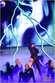 Image result for rihanna vma 2016