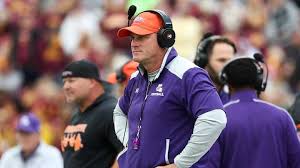 Minnesota Fútbol Americano: Análisis de la Victoria sobre Northwestern State - Imagen principal del artículo