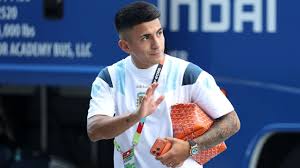 Boto abre o jogo sobre Almada, é sincerão sobre Lorran e diz qual titular está 'à venda' no Flamengo