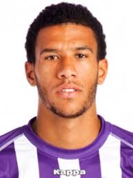 Étienne Capoue photo. Personal info. Name: Étienne Capoue. Age: 25 years (10 July 1988). Stature: 189 cm. Weight: 80 kg - 29-etienne-capoue