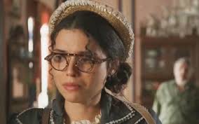 Rejeitada por Manoel, Ana Maria recebe profecia certeira em A Nobreza do Amor