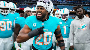 Linebacker Jordyn Brooks agrees to 3-year extension with Dolphins, AP source says