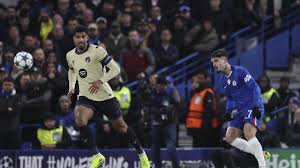 Araujo se autoexpulsa y suma otra 'fotografía' aciaga en la Champions