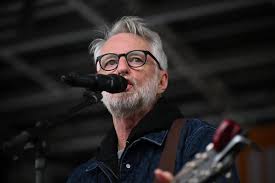 Billy Bragg Releases Fiery Anti-ICE Folk Song ‘City of Heroes’: ‘When They Murdered Our Sister/ I Got In Their Face’