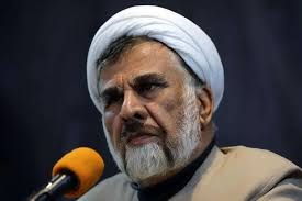 فاضل‌ میبدی: موتورسواری و دوچرخه‌سواری زنان هیچ منع شرعی و قانونی ندارد | عده‌ای رانندگی و رای دادن زنان را هم حرام می‌دانستند