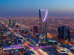 GCC Economic Diversification Amidst US Trade Pressure and Oil Price Volatility