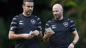 Botafogo reencontra Artur Jorge, e Franclim enfrenta o amigo pela primeira vez