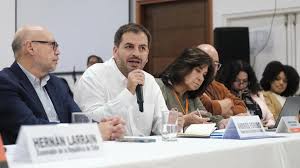 ‘Hay que presentar un nuevo proyecto que corrija los errores de Petro’: Andrés Forero sobre la reforma pensional