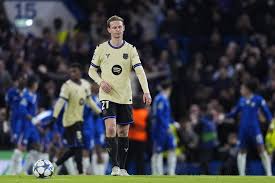 Es de los mejores del Barça, pero escucharán ofertas si De Jong no acepta salir en verano