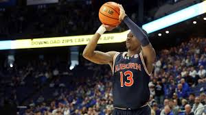 Auburn's Miles Kelly Confident Shooting in Alamodome Ahead of Final Four Clash with Florida