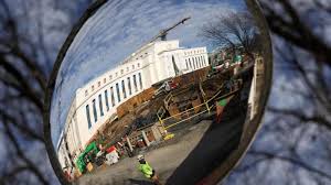 Tra politica e inflazione i banchieri si giocano tutto