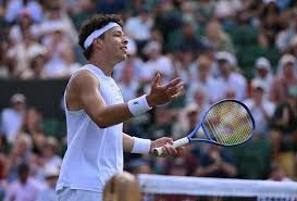 No. 4 seed Ben Shelton stunned by qualifier; No. 2 Alexander Zverev advances