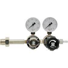 Medical gas pressure regulator - HF/200 - BEHRINGER ...