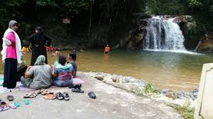 Hasil carian imej untuk air terjun sg sendat