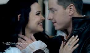 Snow White &amp; Charming Snow &amp; Charming - Snow-Charming-snow-white-and-charming-32386917-1201-716