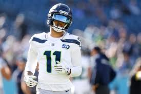 Seahawks' Sam Darnold Connects with Jaxon Smith-Njigba as Rookie Receiver Chases NFL Record