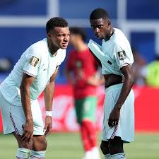 Mbappé e Dembélé trocam 'farpas' e causam climão na briga pela Bola de Ouro