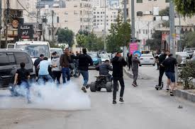 فلسطينيون يحتجون على عمليات هدم في الضفة الغربية تزامنا مع انتخابات إسرائيل