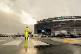Fans warned not to attempt I-95 walk to MetLife for World Cup games: DOT