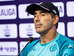 Real Valladolid vs. AD Ceuta: Debut Emocionante en LaLiga Hypermotion - Imagen principal del artículo