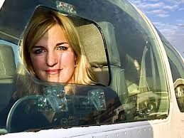Frauen bei der Lufthansa - ... Ann Katrin Schmitz ist - Auto ...