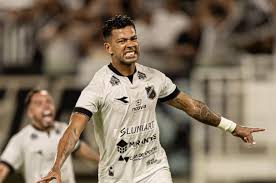 ABC tem cenário favorável por renovação de Wallyson para 2027