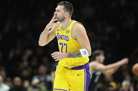 JJ Redick Gives Key Updates On Luka Doncic, Austin Reaves Ahead Of Warriors Game