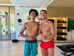 Ronaldo & Ronaldo no Al Nassr vai causar terramoto: "Será a cereja no topo do bolo"