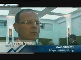 <b>Edmund Stössel</b> ist vor Ort und spricht unter anderem mit Uwe Albrecht <b>...</b> - 2010-06-23_