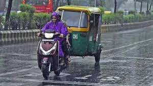 Karnataka Rains: ಬೆಂಗಳೂರು ನಗರ, ತುಮಕೂರು ಸೇರಿ 6 ಜಿಲ್ಲೆಗಳಿಗೆ ಅಪ್ಪಳಿಸಲಿದೆ ಭಾರಿ ಮಳೆ: ಎಲ್ಲೆಲ್ಲಿ , ಇಲ್ಲಿದೆ ಹವಾಮಾನ ಮುನ್ಸೂಚನೆ