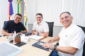 Concurso Semmas Manaus: Edital Quente! Até R$7.404,82! 😱