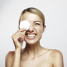 GÖZ MAKYAJ TEMİZLEME MENDİLİ ile ilgili görsel sonucu