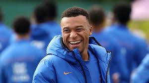 Mbappé closes in on French scoring record as he gears up for milestone night