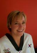 Leiterin unserer Taekwondo-Schule ist Frau Julia Neelen.