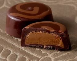 ダークチョコレート プラリネ