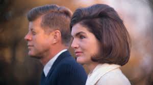 Pedaços de uma lenda: O frenesi pelos pertences de Jackie Kennedy 30 anos depois