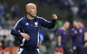 Ex-técnico do Cruzeiro, Leonardo Jardim recusa Olympique de Marseille e descarta retorno ao Brasil