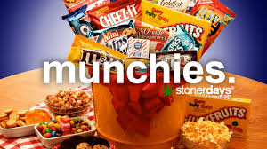 I&#39;m so hungry with the munchies I&#39;mma eat eveyrthing, in siiight ... via Relatably.com