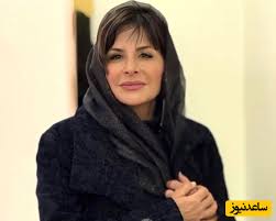 تلاش جالب سیما تیرانداز برای نمایاندن مدل موهای جدید و متفاوت خود/ چقدر بهش میاد😍😍