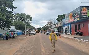 Prefeitura bloqueia vias e impede fiscalização do Detran em Araguatins, no Bico do Papagaio