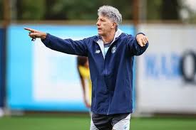 Renato terá de quebrar a cabeça para escalar o Grêmio contra o Remo