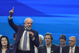 Lula abre palanque para Haddad e diz que prefeitos de SP são mal recebidos por Tarcísio