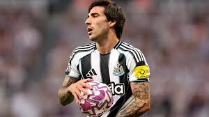 Chelsea eye move for Premier League midfield enforcer as Enzo and Caicedo partner