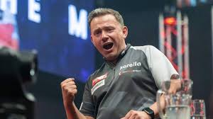 Darts: Klose krönt sich zum Rekord-Champion