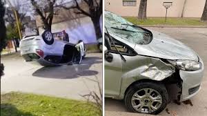 ¡Santa Fe en Shock! Auto Vuelca Tras Choque: ¿Qué Pasó Realmente?