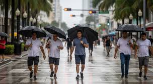 Miami bajo calor extremo y lluvias: la sensación térmica llegó a 41°C