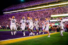 LSU vs. South Carolina: Night Game Announced! Don't Miss the Action! - Imagen principal del artículo